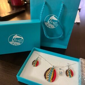 Red, Blue, and Gold Leaf Pendant Necklace Set